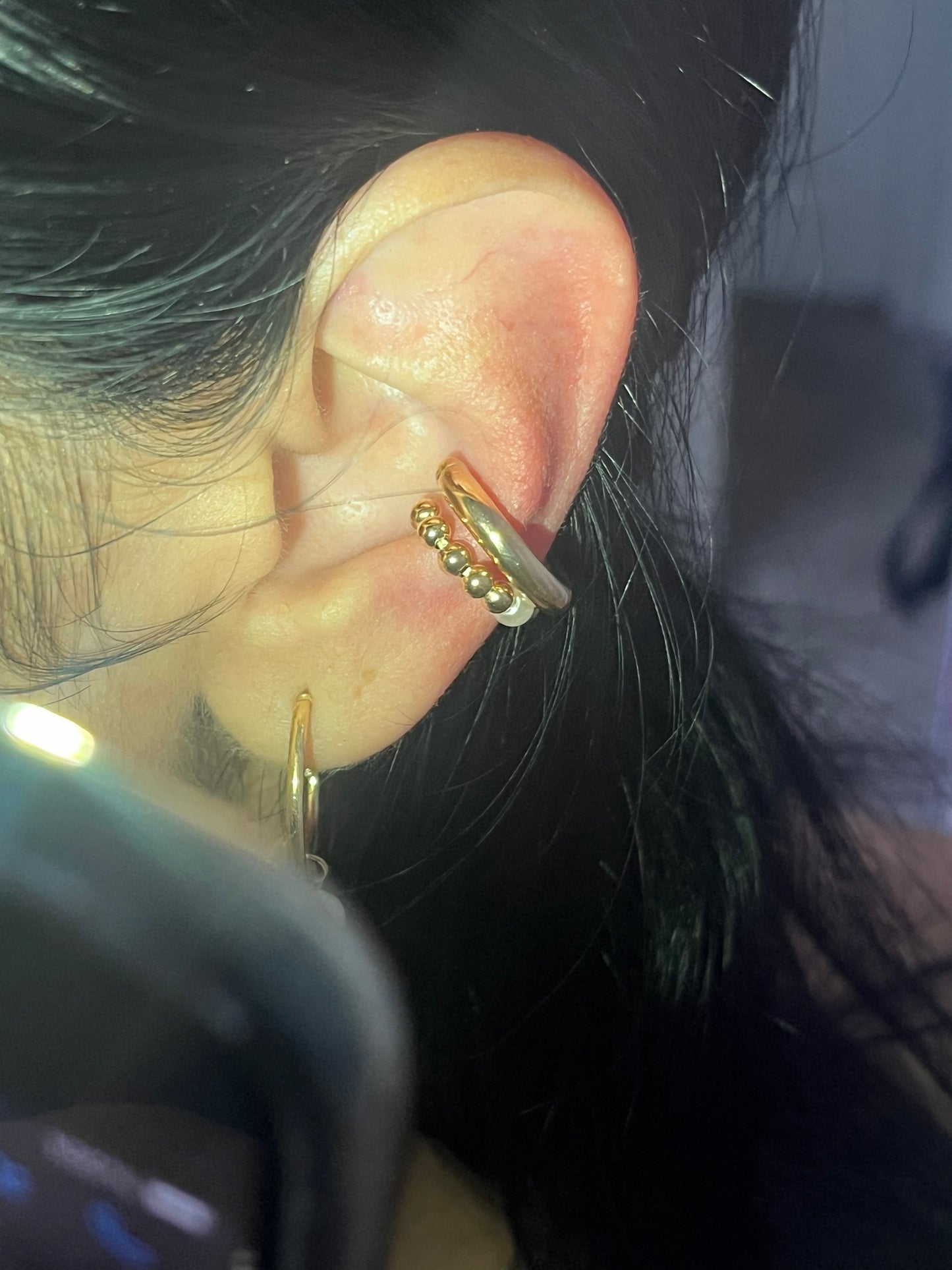 Gold plain ear cuff