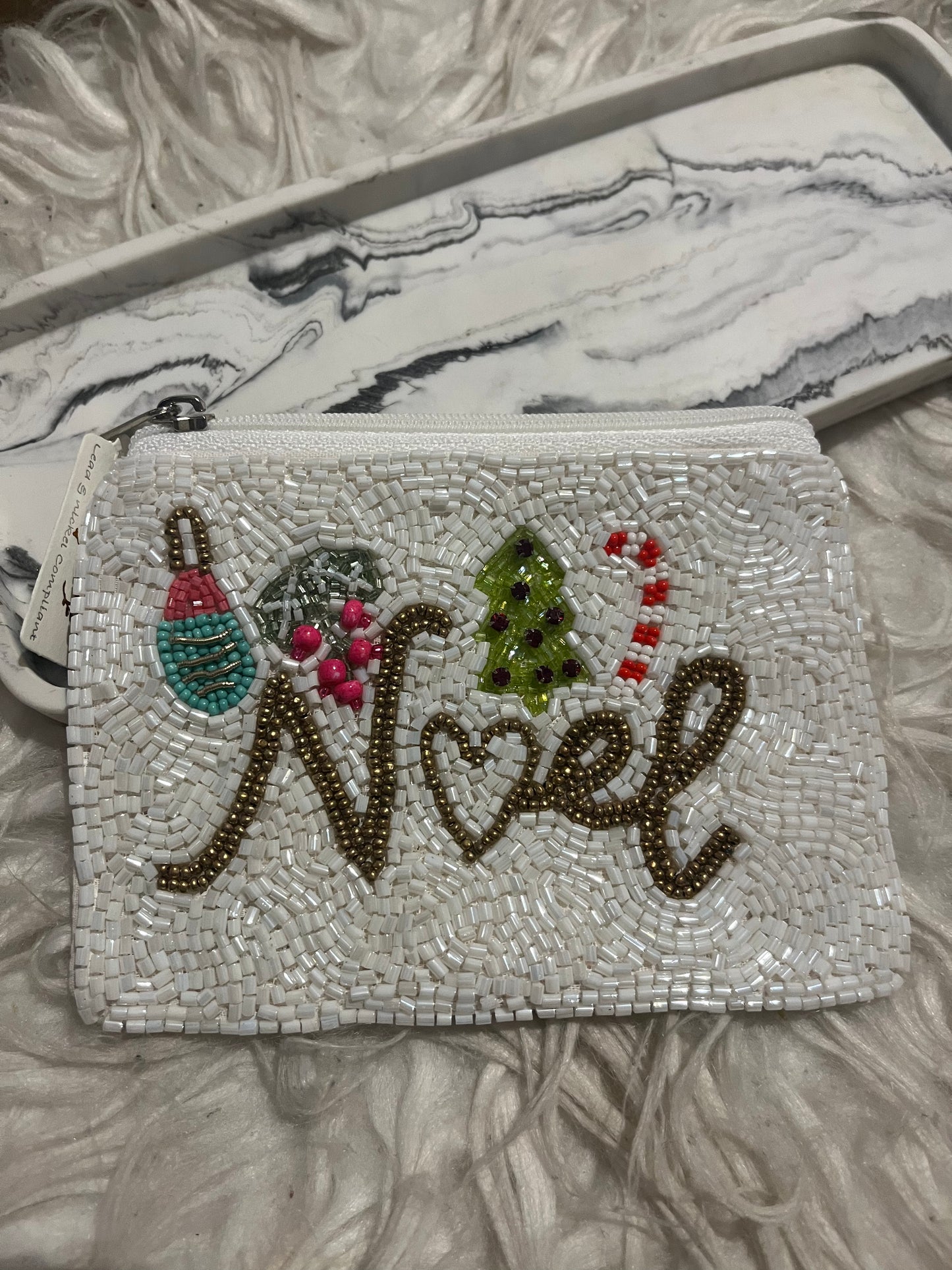 Noel bead pouch