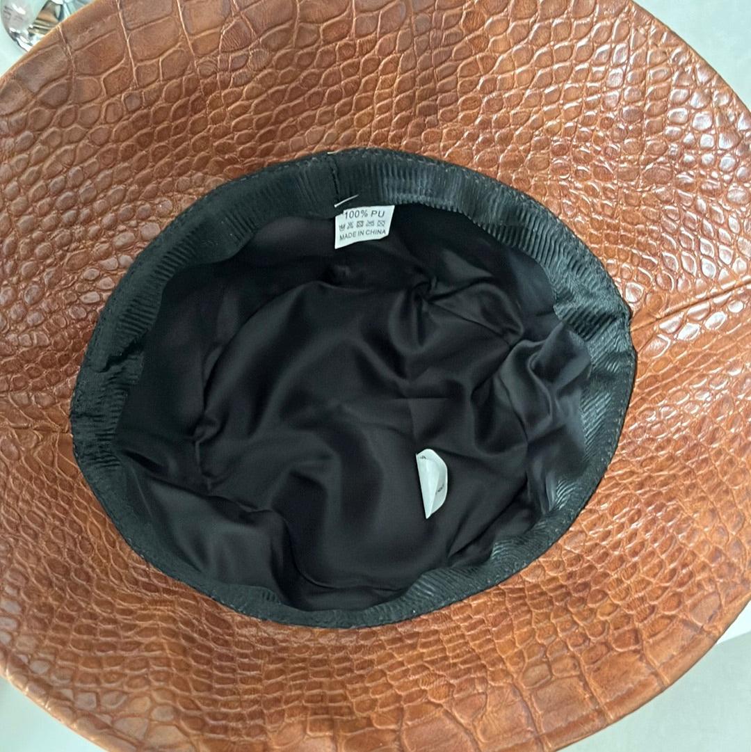 Brown Faux Leather Bucket Hat/Sombrero de Copa - Life with JessicaS